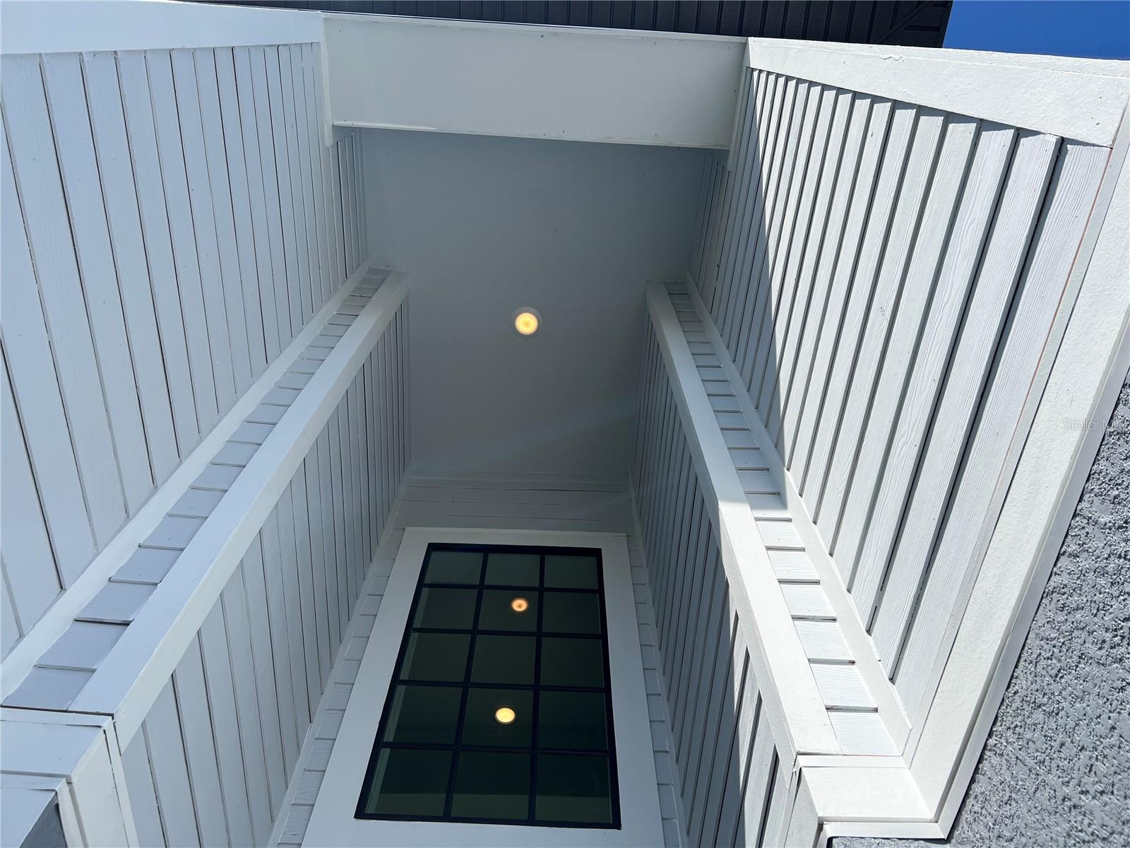 Image 15 of 25 For 17333 Luminous Avenue