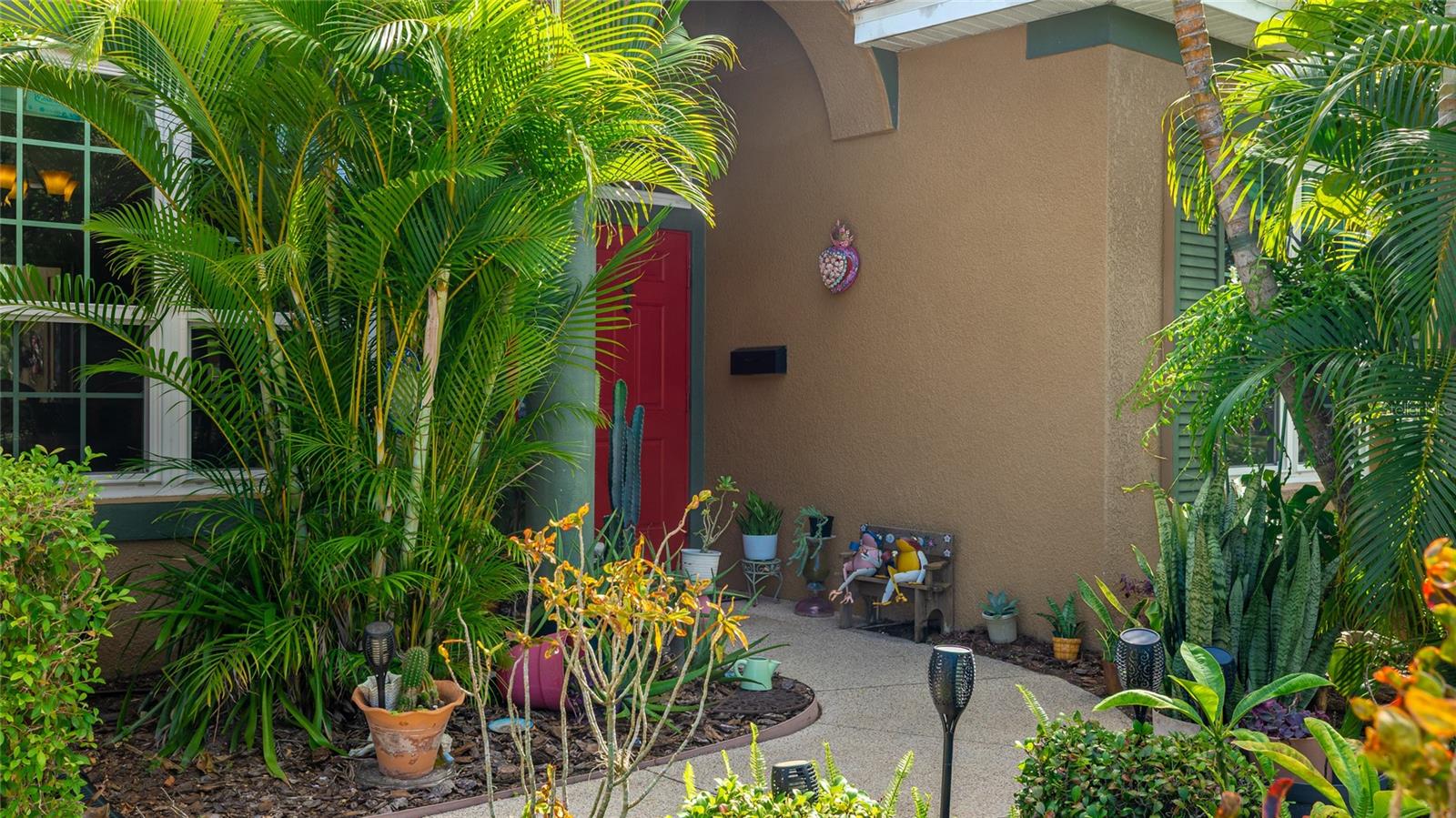 Image 3 of 50 For 6123 39th Court E