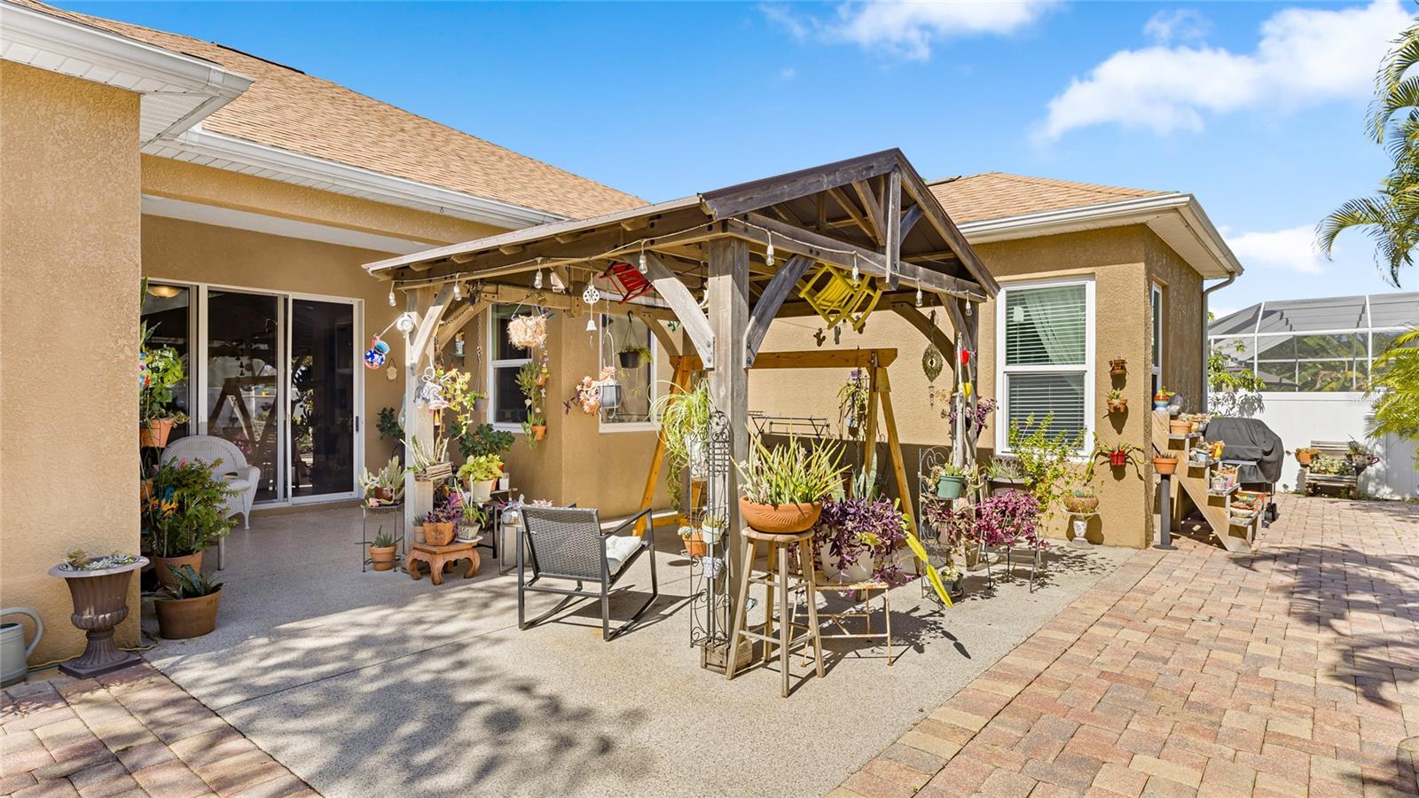 Image 31 of 50 For 6123 39th Court E