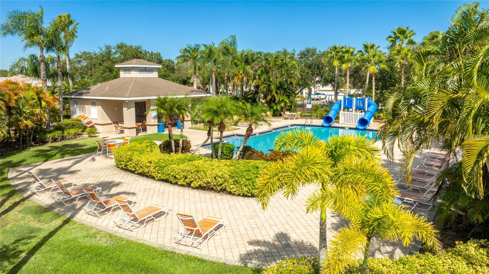 Image 41 of 50 For 6123 39th Court E