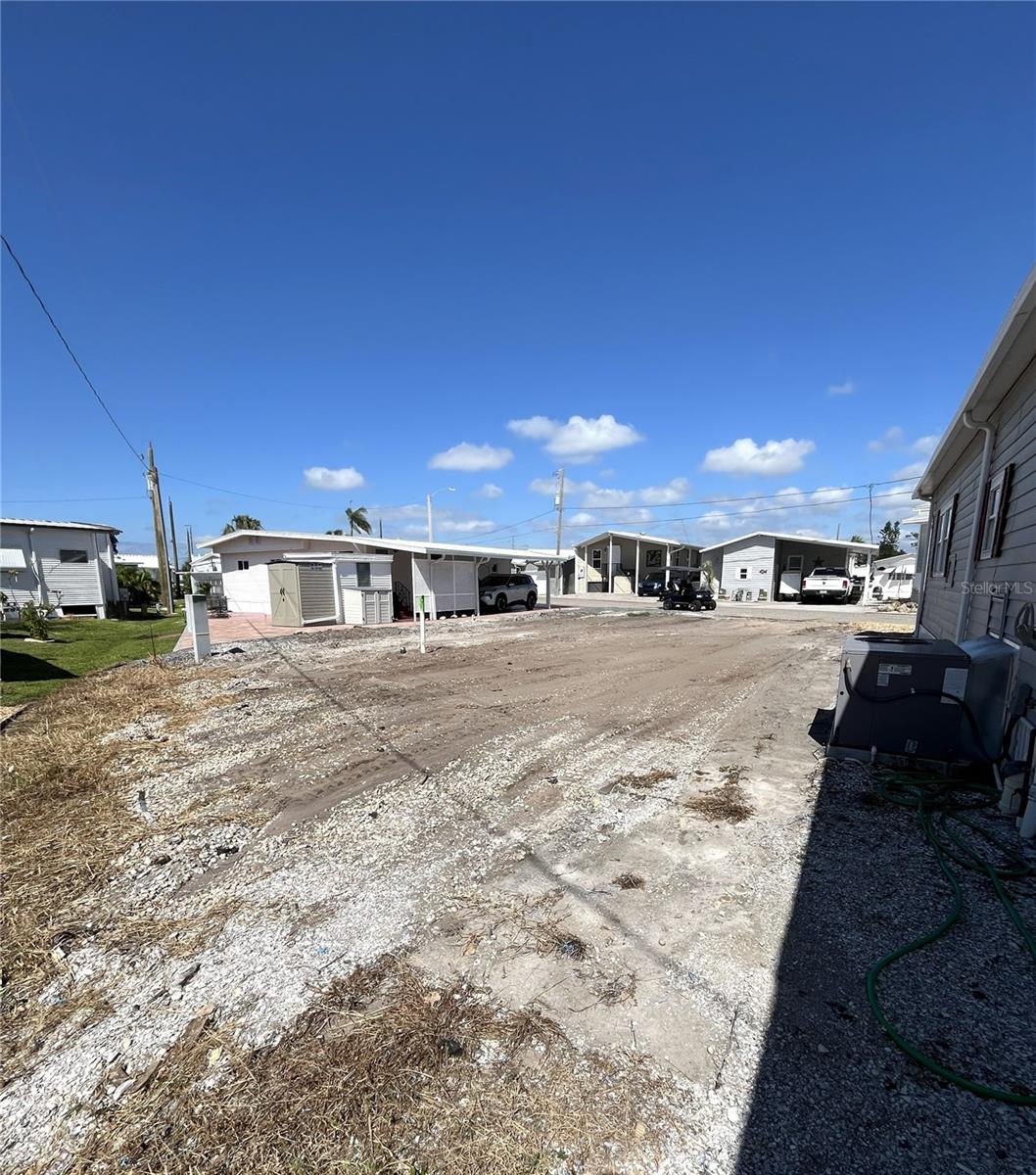 Image 2 of 26 For 6920 Bayou Lane