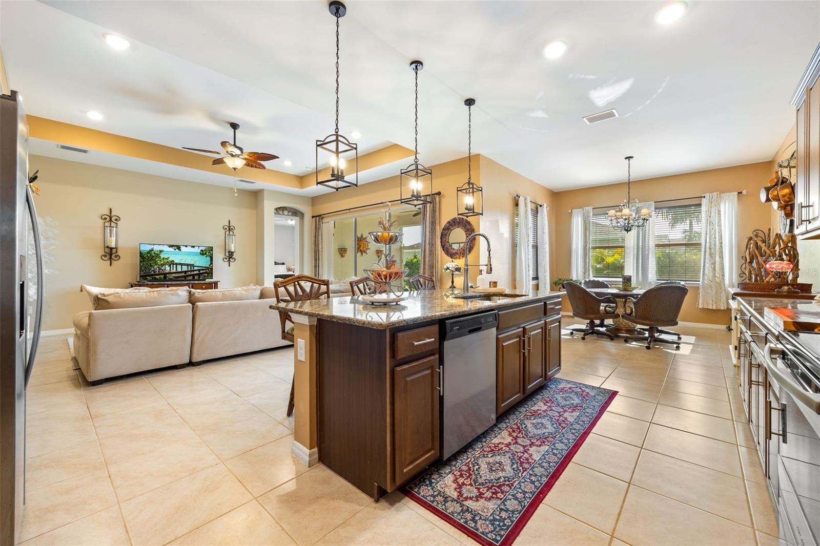 Image 10 of 52 For 3286 Baravaldo Circle