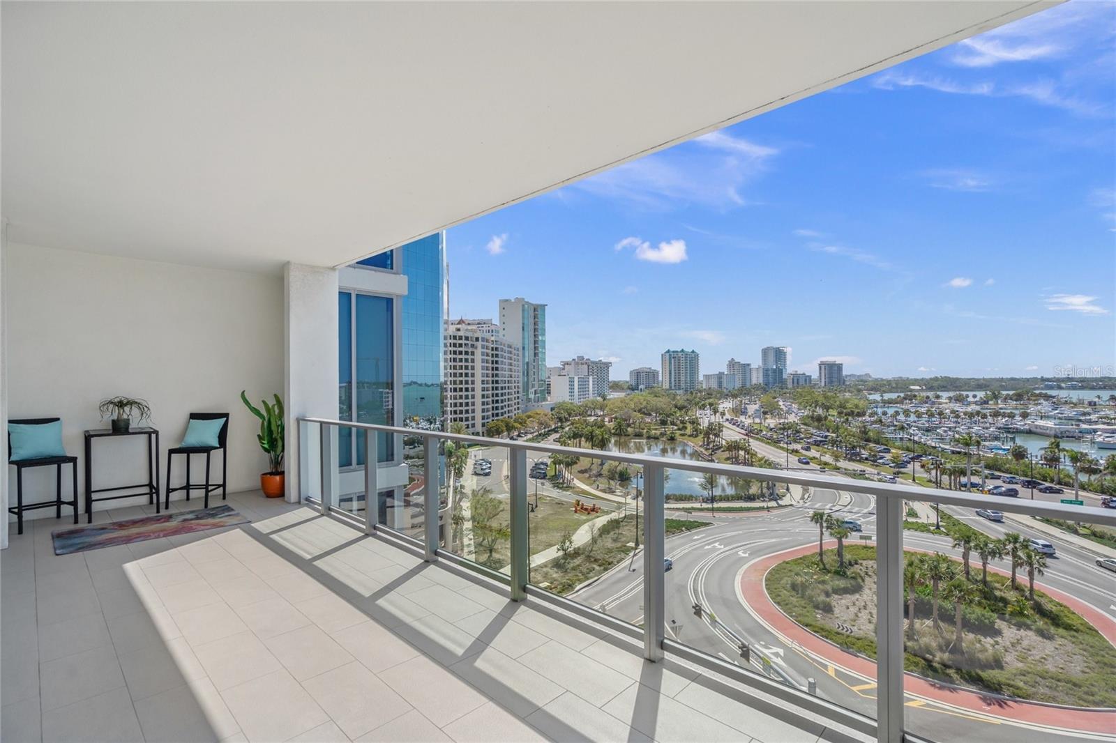 Image 14 of 34 For 1155 Gulfstream Avenue 708