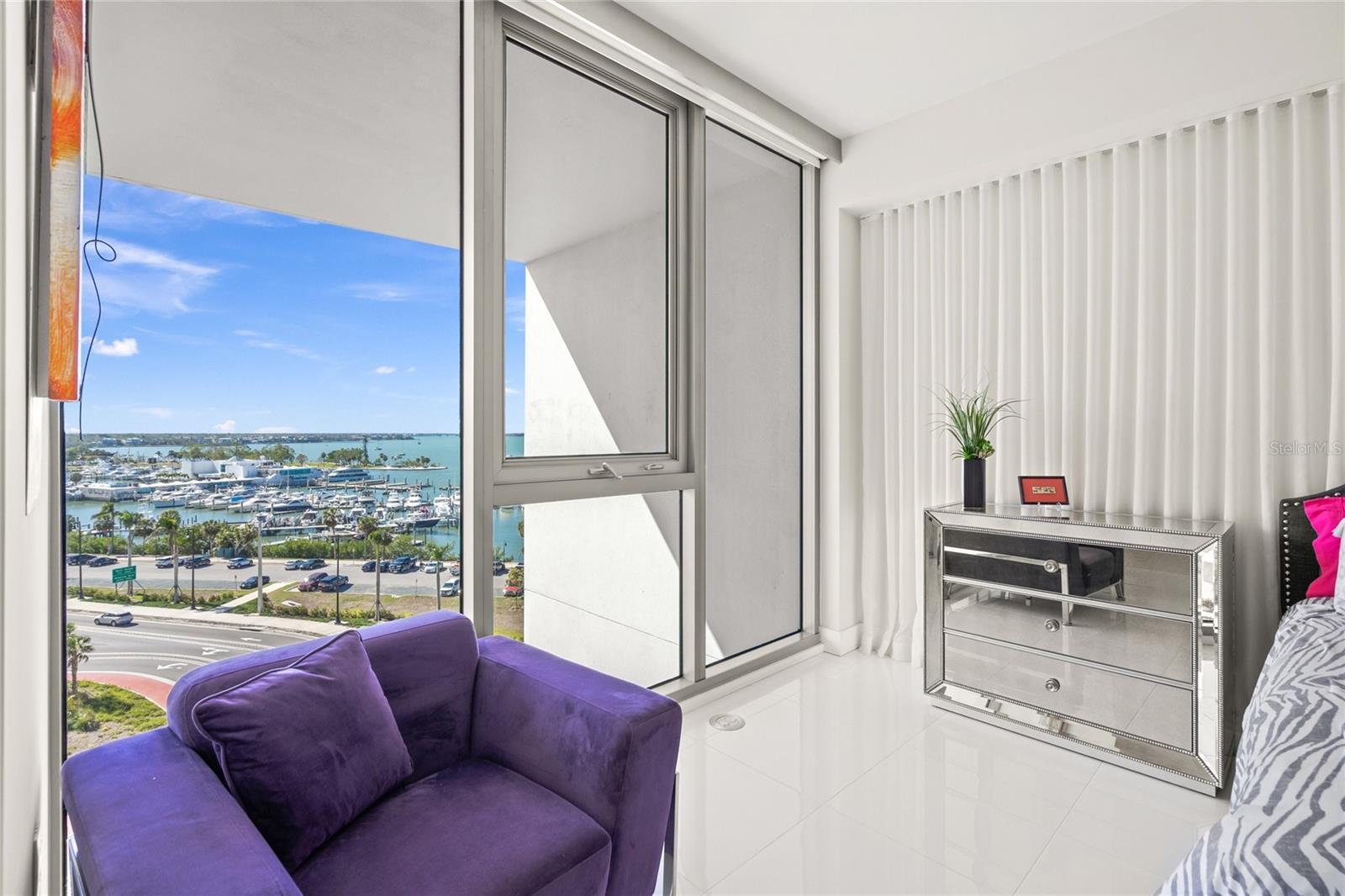 Image 16 of 34 For 1155 Gulfstream Avenue 708