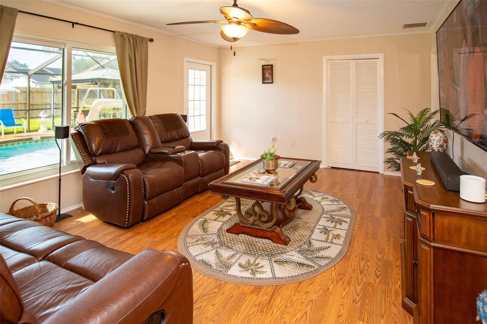 Image 13 of 29 For 2216 40th Street W