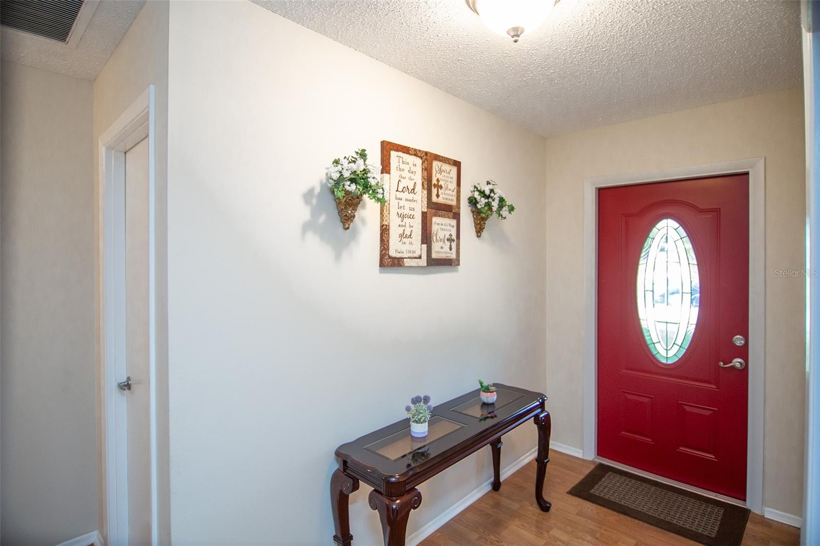 Image 4 of 29 For 2216 40th Street W