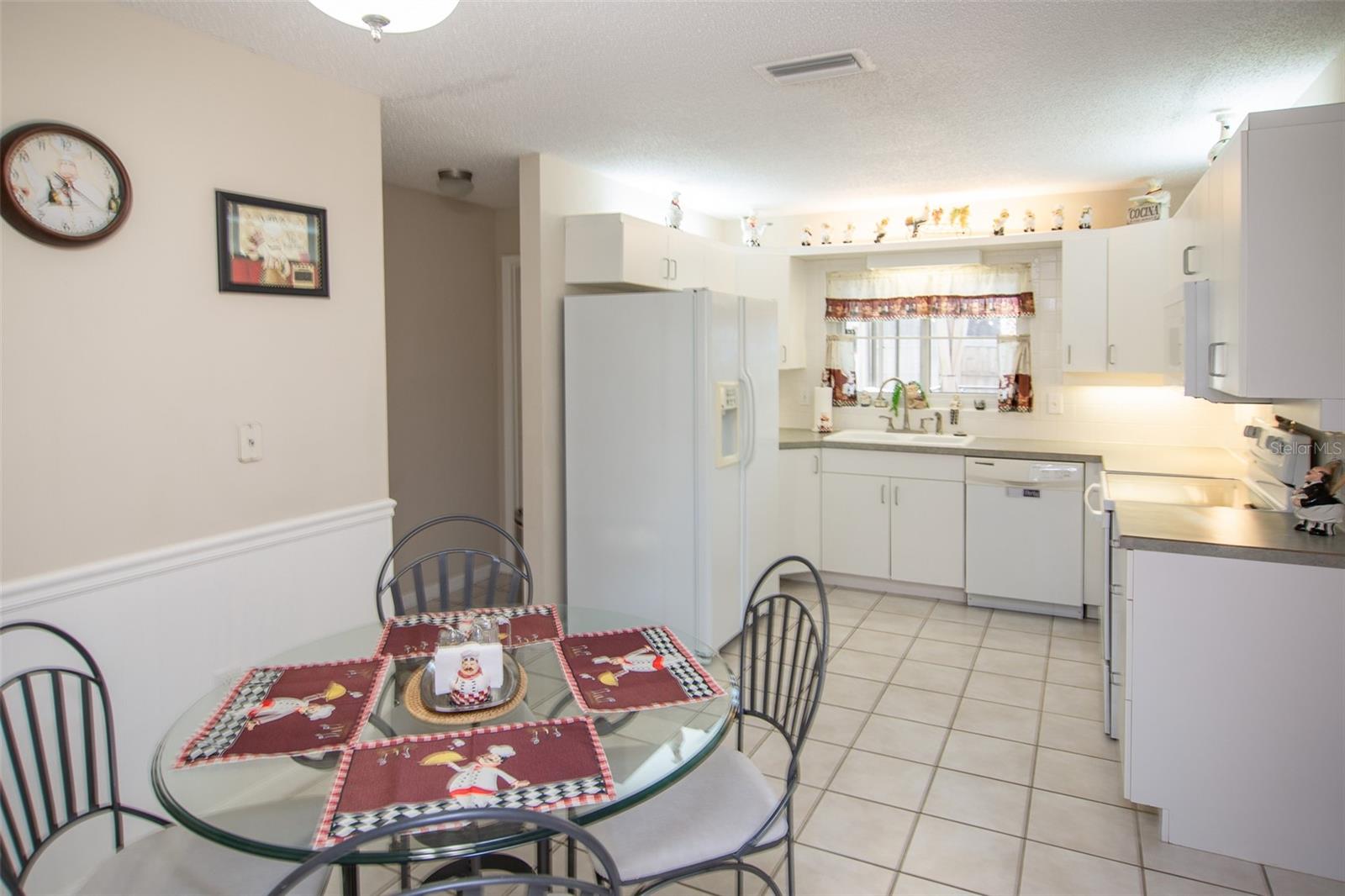 Image 5 of 29 For 2216 40th Street W