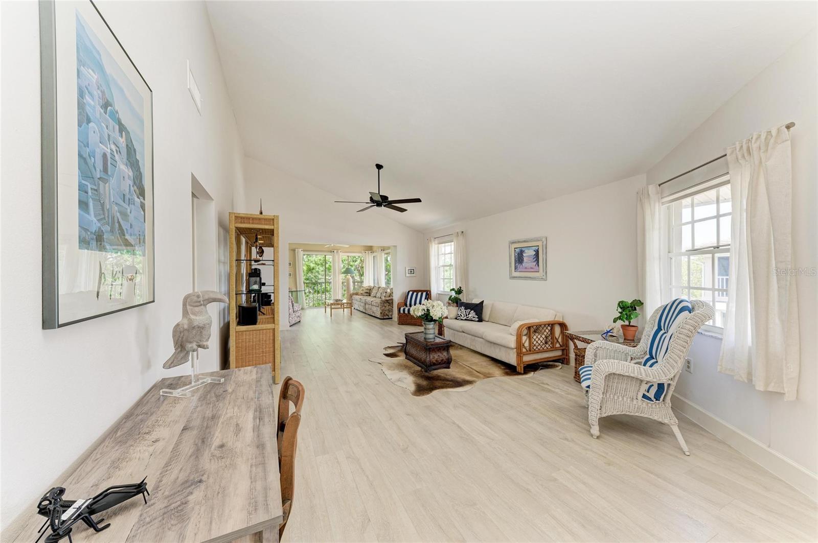 Image 19 of 66 For 628 Estuary Drive