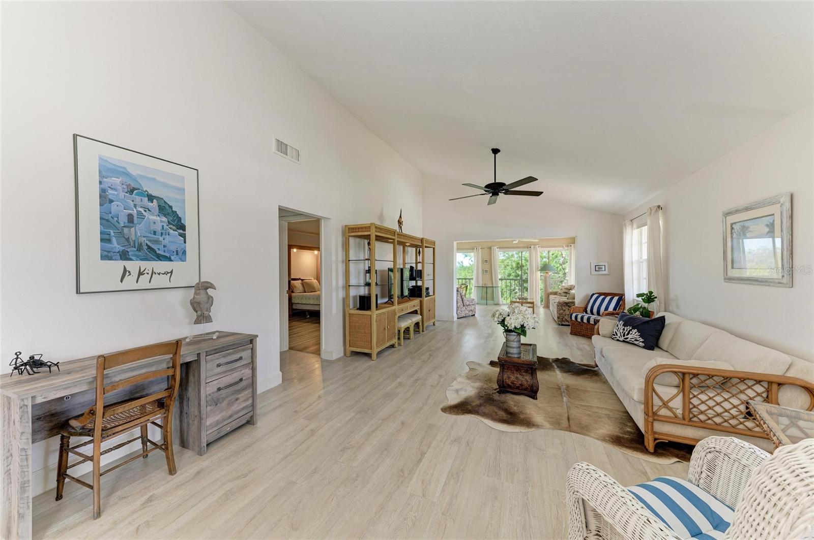 Image 20 of 66 For 628 Estuary Drive