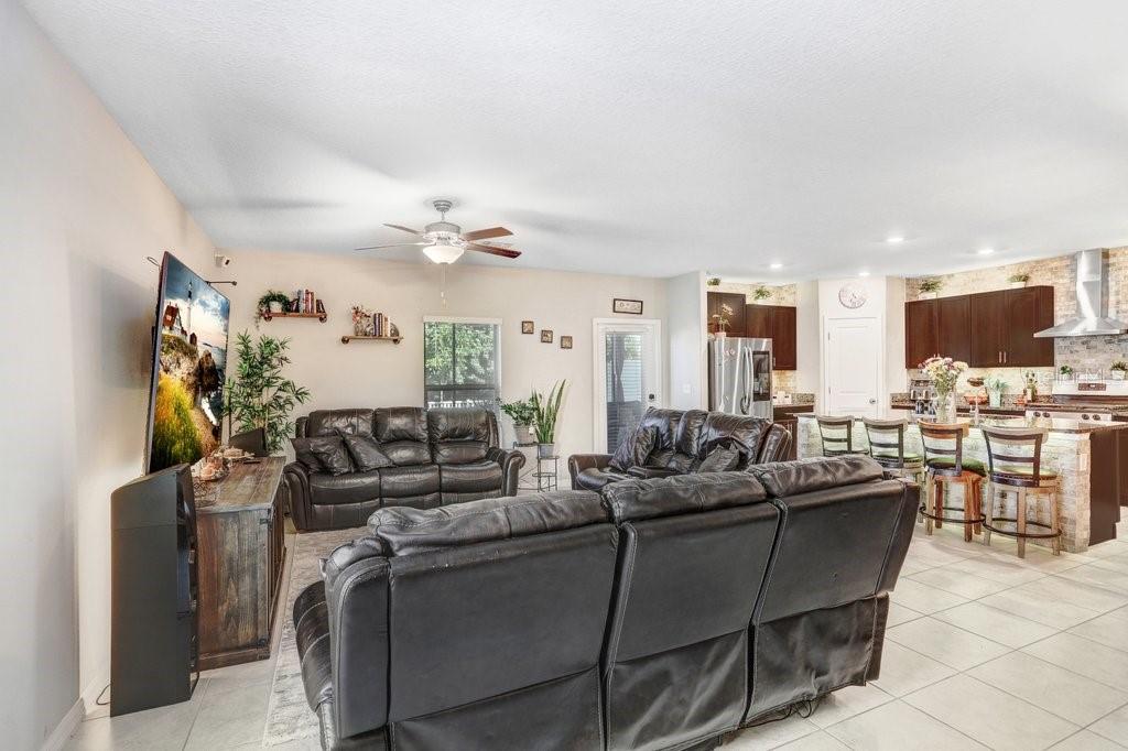 Image 7 of 43 For 5426 Rainwood Meadows Drive