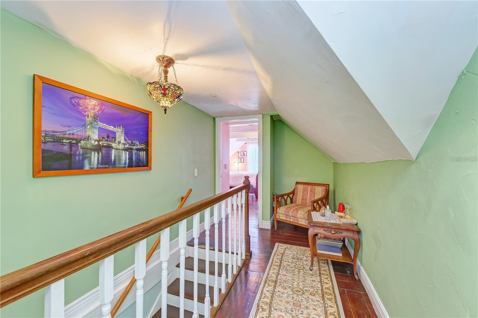 Image 49 of 76 For 304 15th Street W