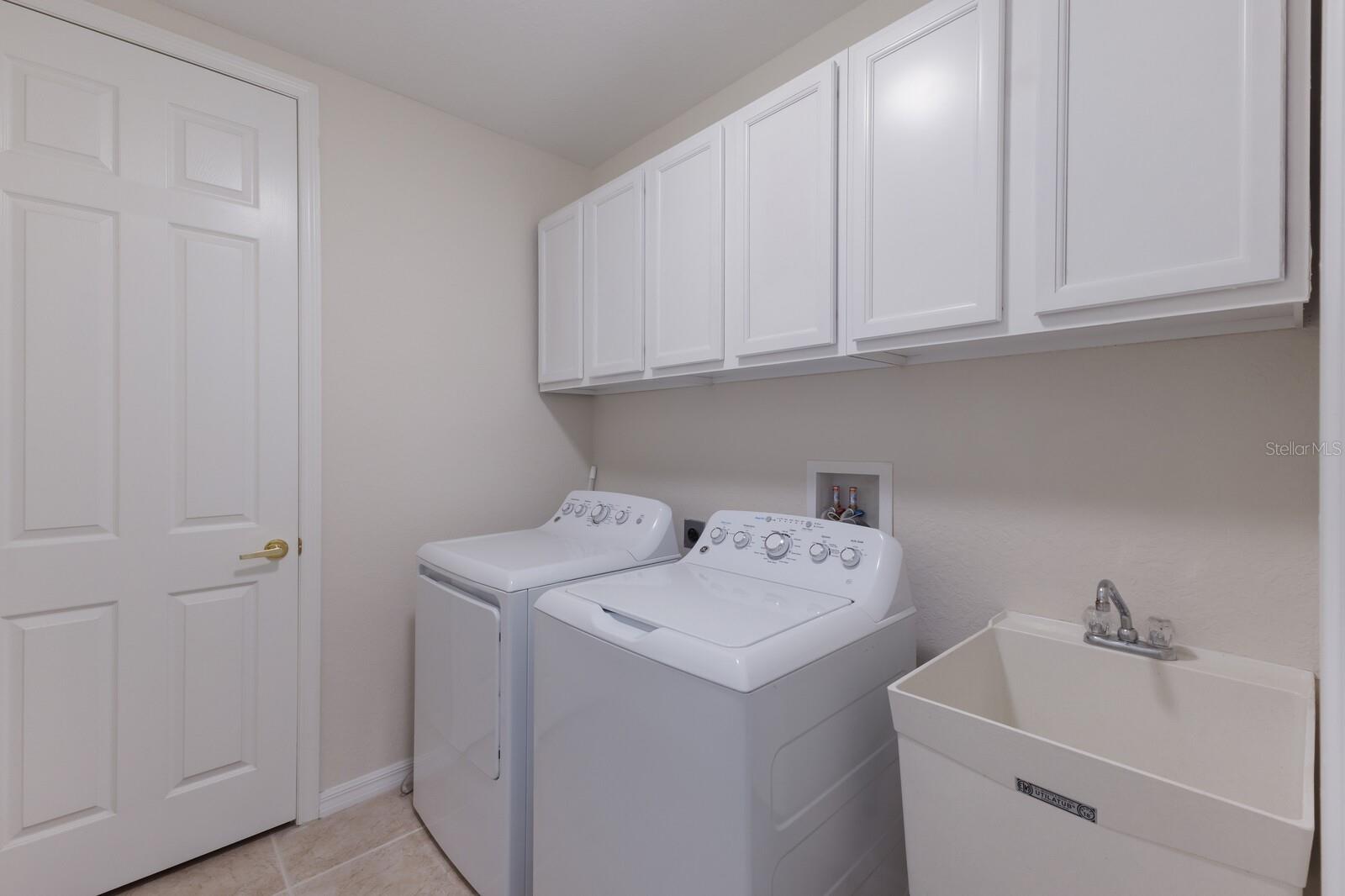 Image 36 of 72 For 12838 Daisy Place
