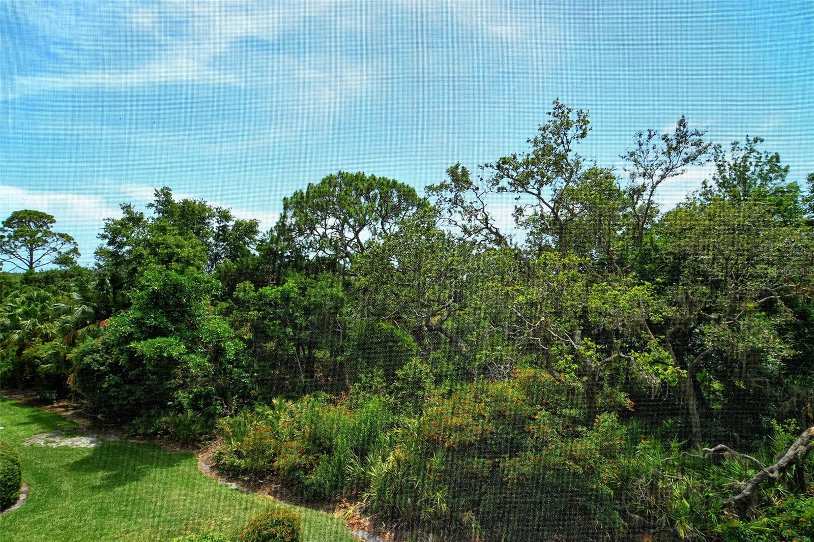 Image 11 of 100 For 401 North Point Road 404