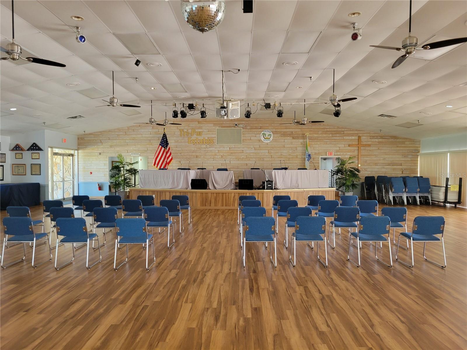 Image 15 of 23 For 4820 Calumet Avenue