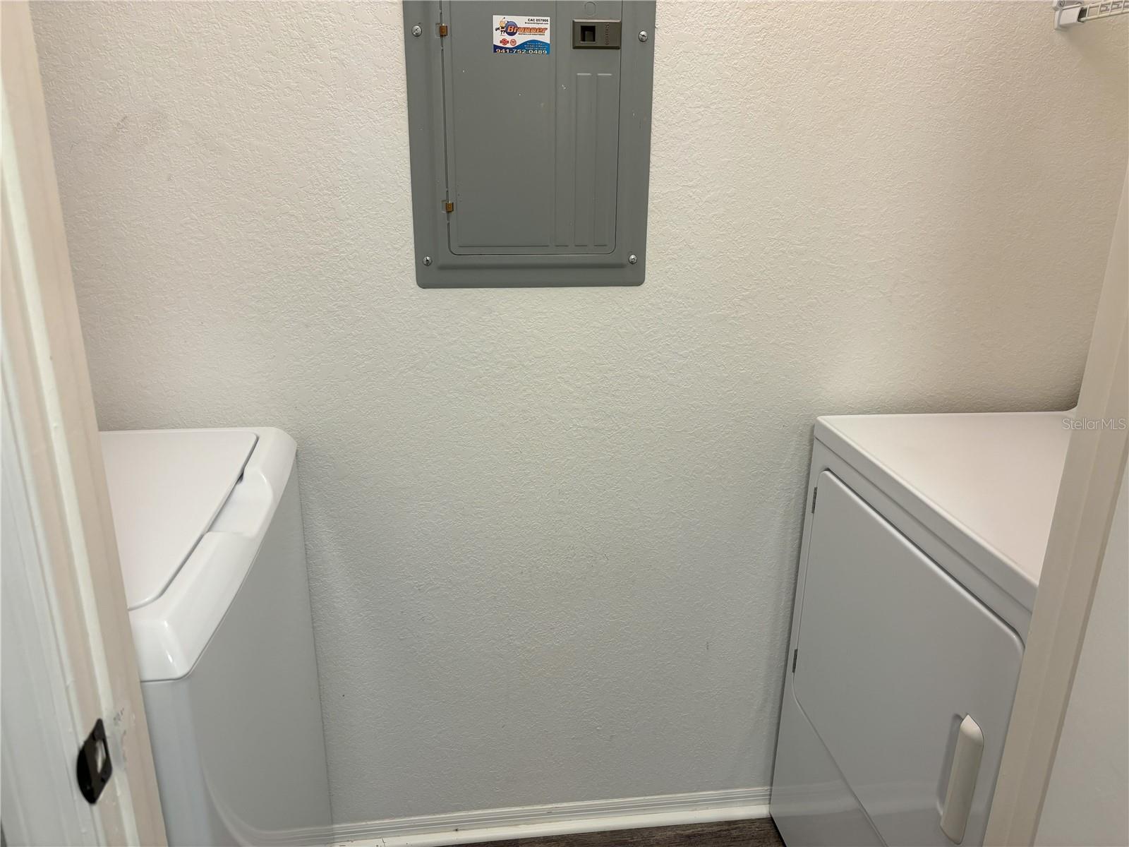 Image 6 of 19 For 4850 51st Street W 5207