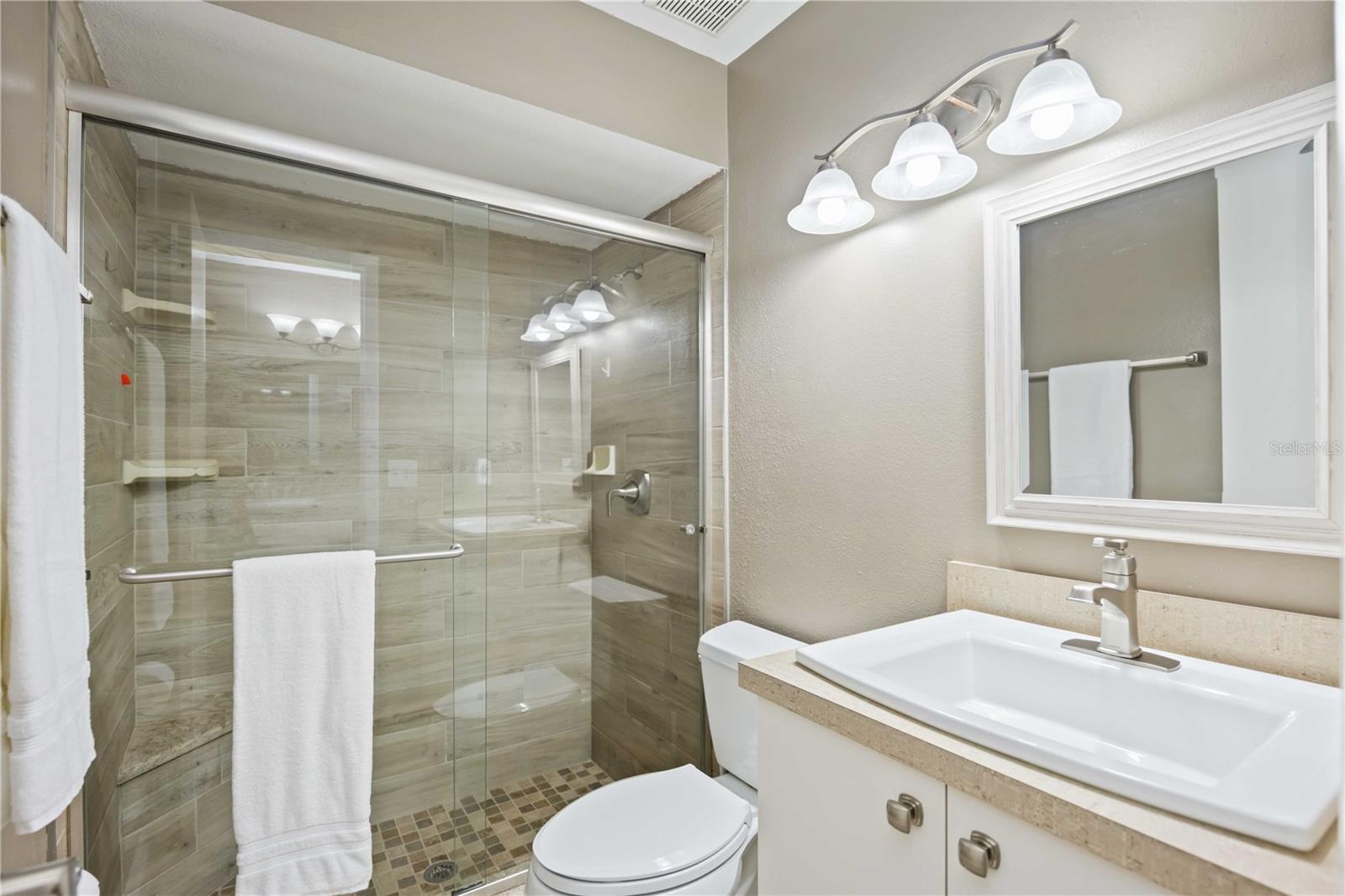 Image 15 of 30 For 3937 37th Street Court W