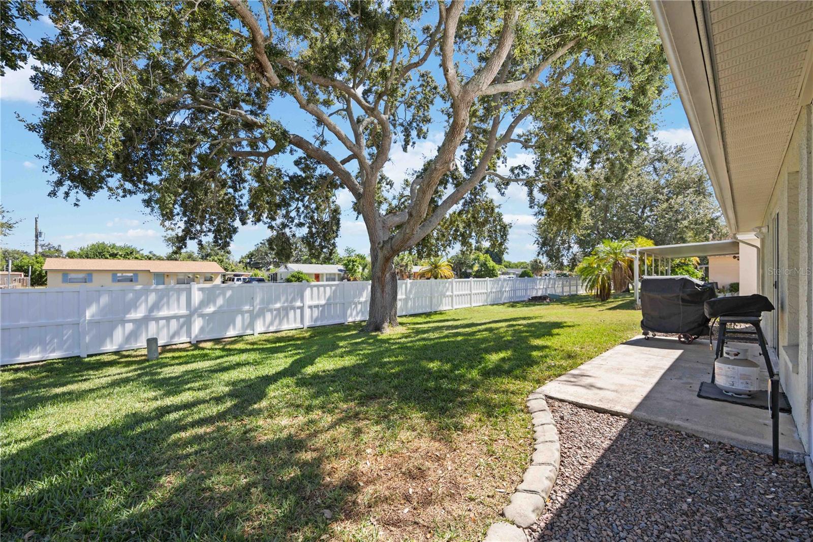 Image 24 of 30 For 3937 37th Street Court W