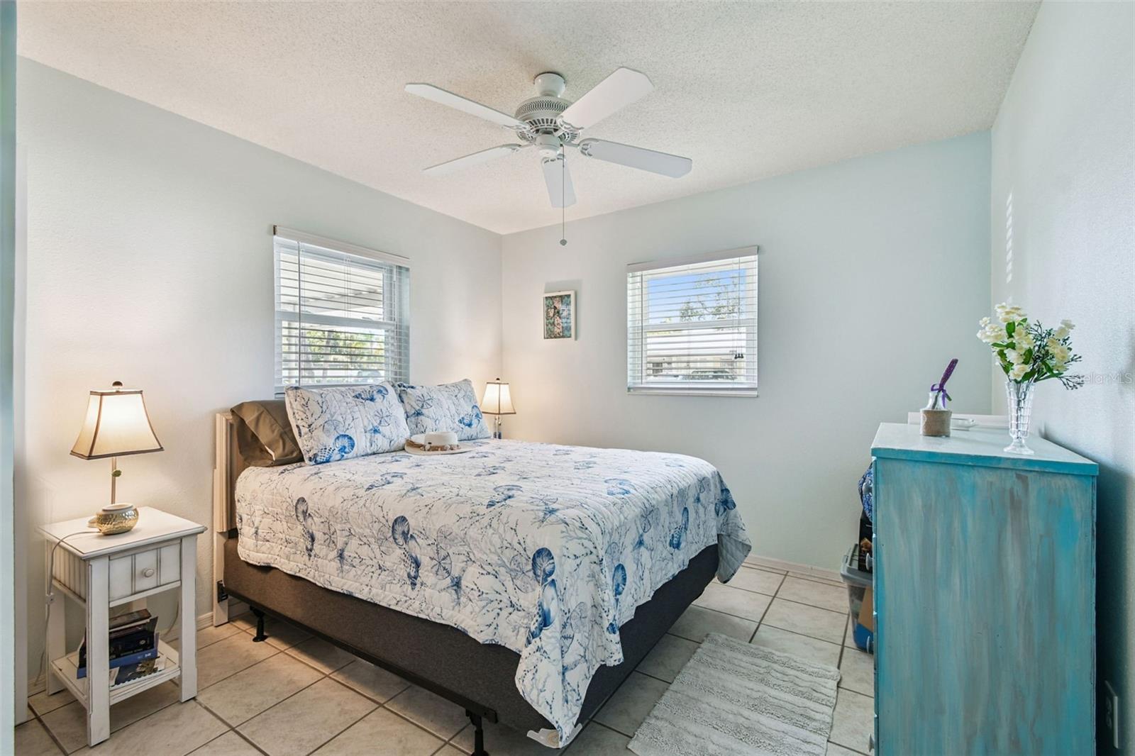 Image 22 of 52 For 6068 Arlene Way