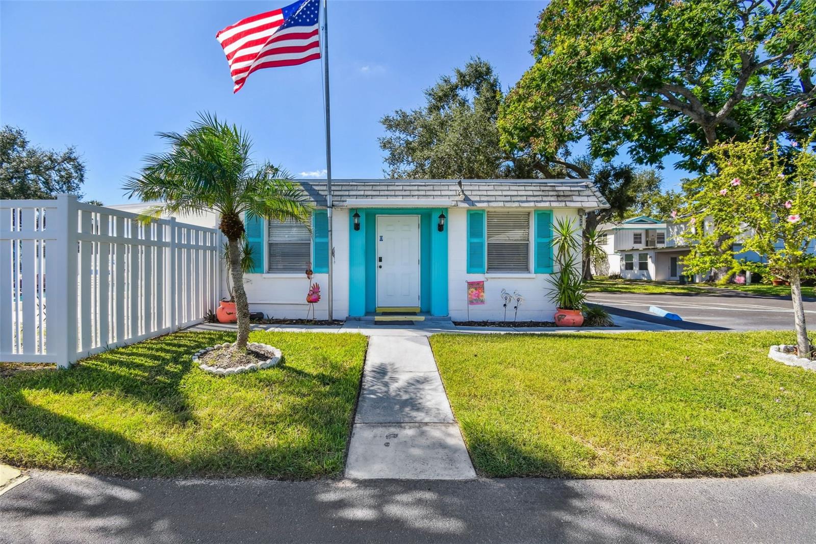 Image 39 of 52 For 6068 Arlene Way