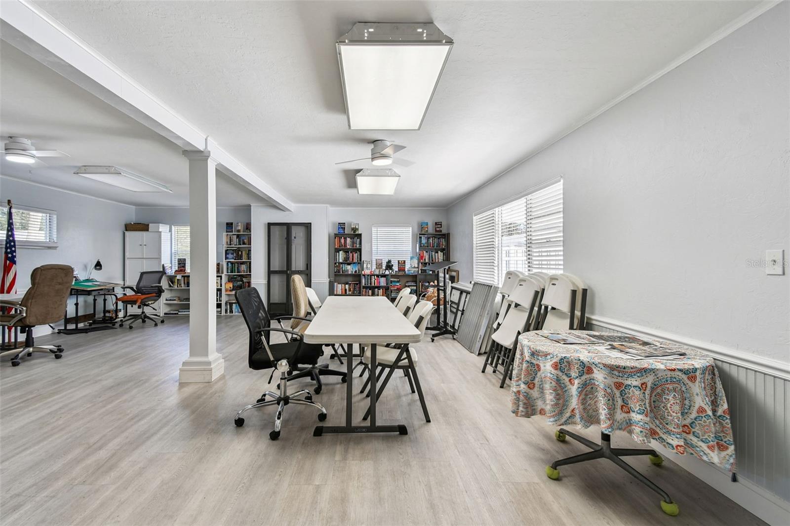 Image 46 of 52 For 6068 Arlene Way