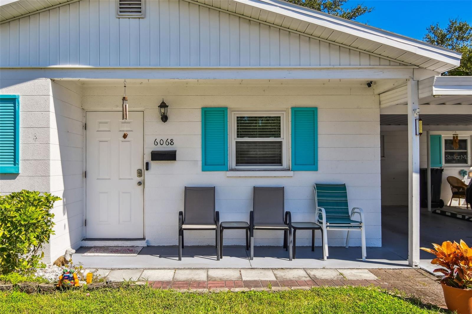 Image 5 of 52 For 6068 Arlene Way