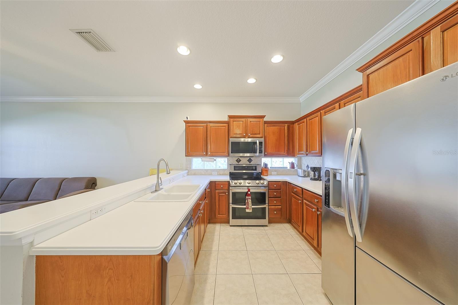 Image 10 of 31 For 4114 70th Street Circle E