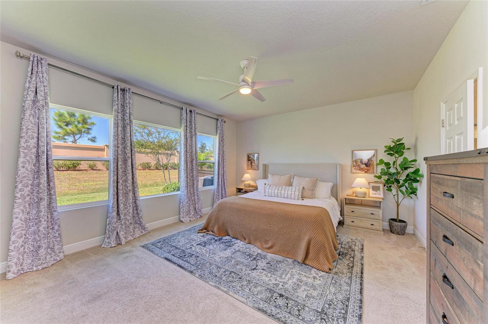 Image 21 of 59 For 8318 Abalone Loop