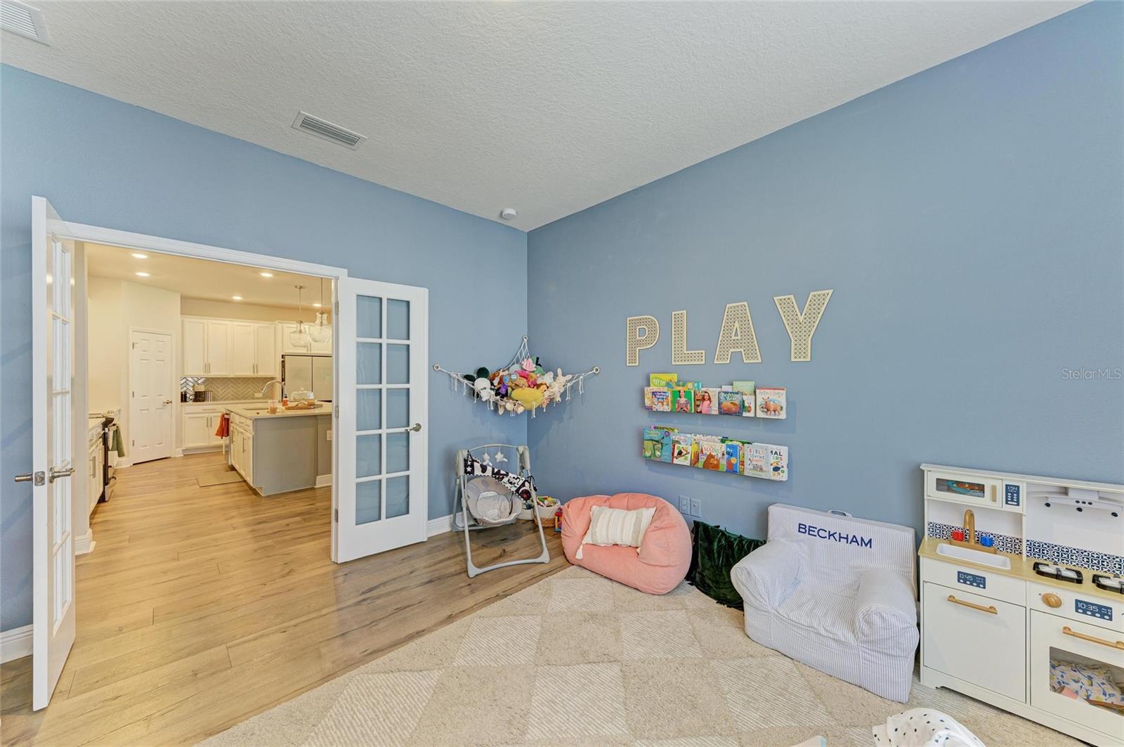 Image 39 of 59 For 8318 Abalone Loop