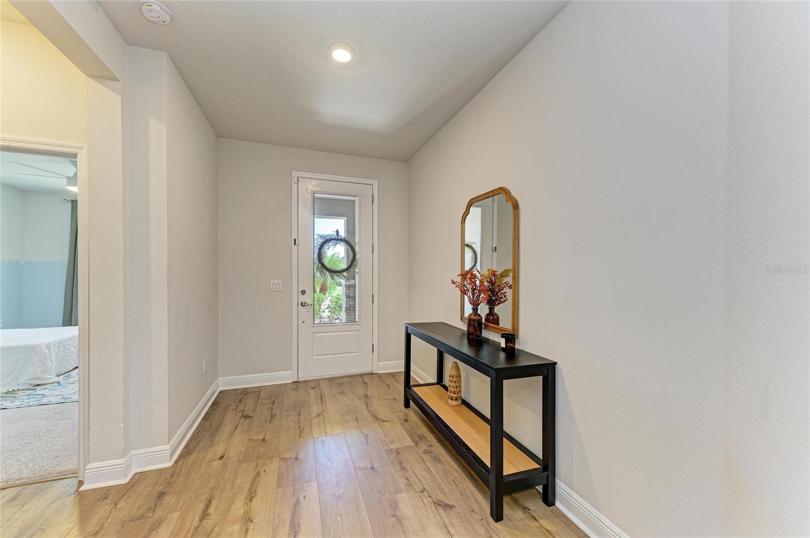 Image 4 of 59 For 8318 Abalone Loop