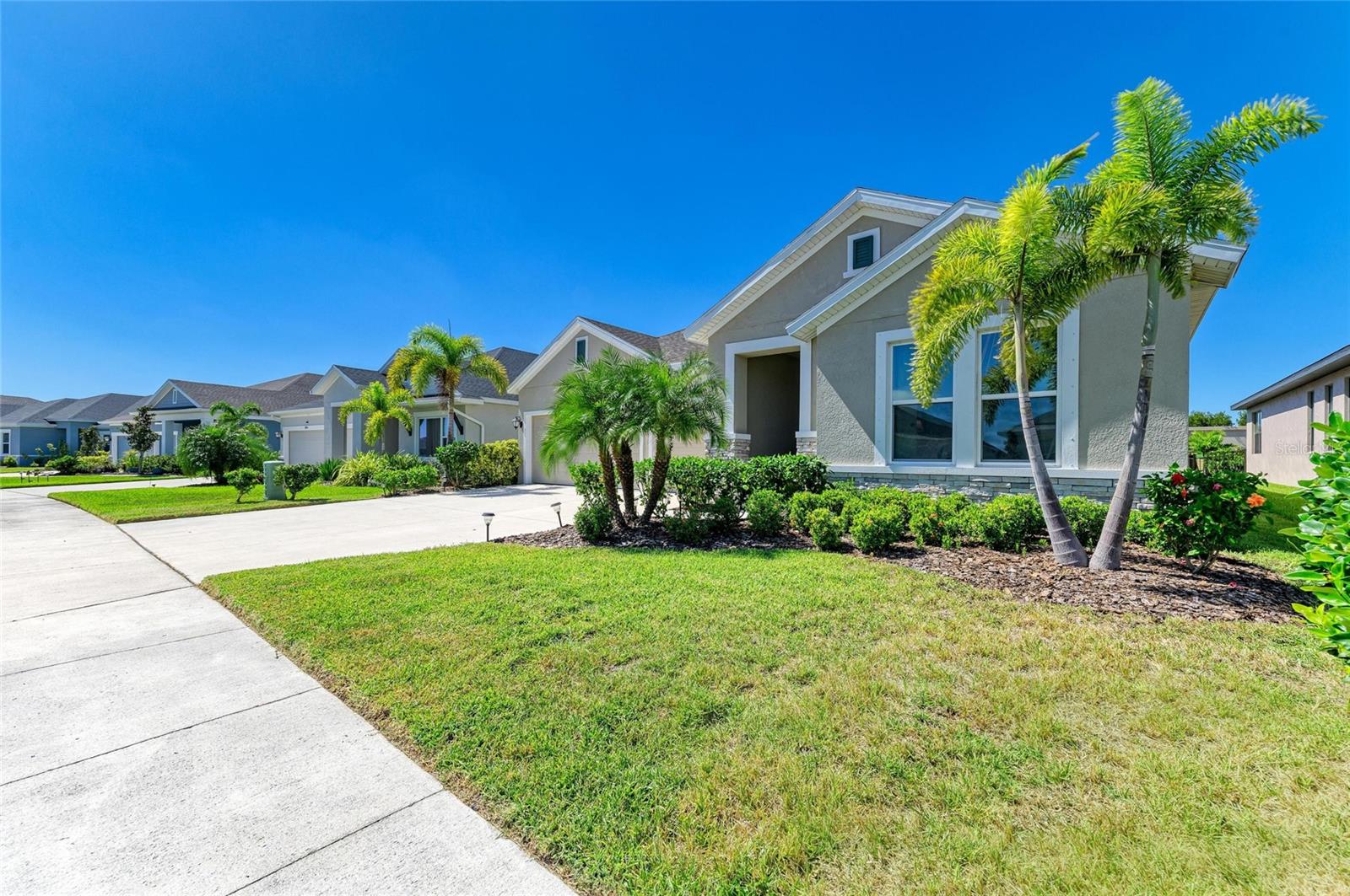 Image 50 of 59 For 8318 Abalone Loop