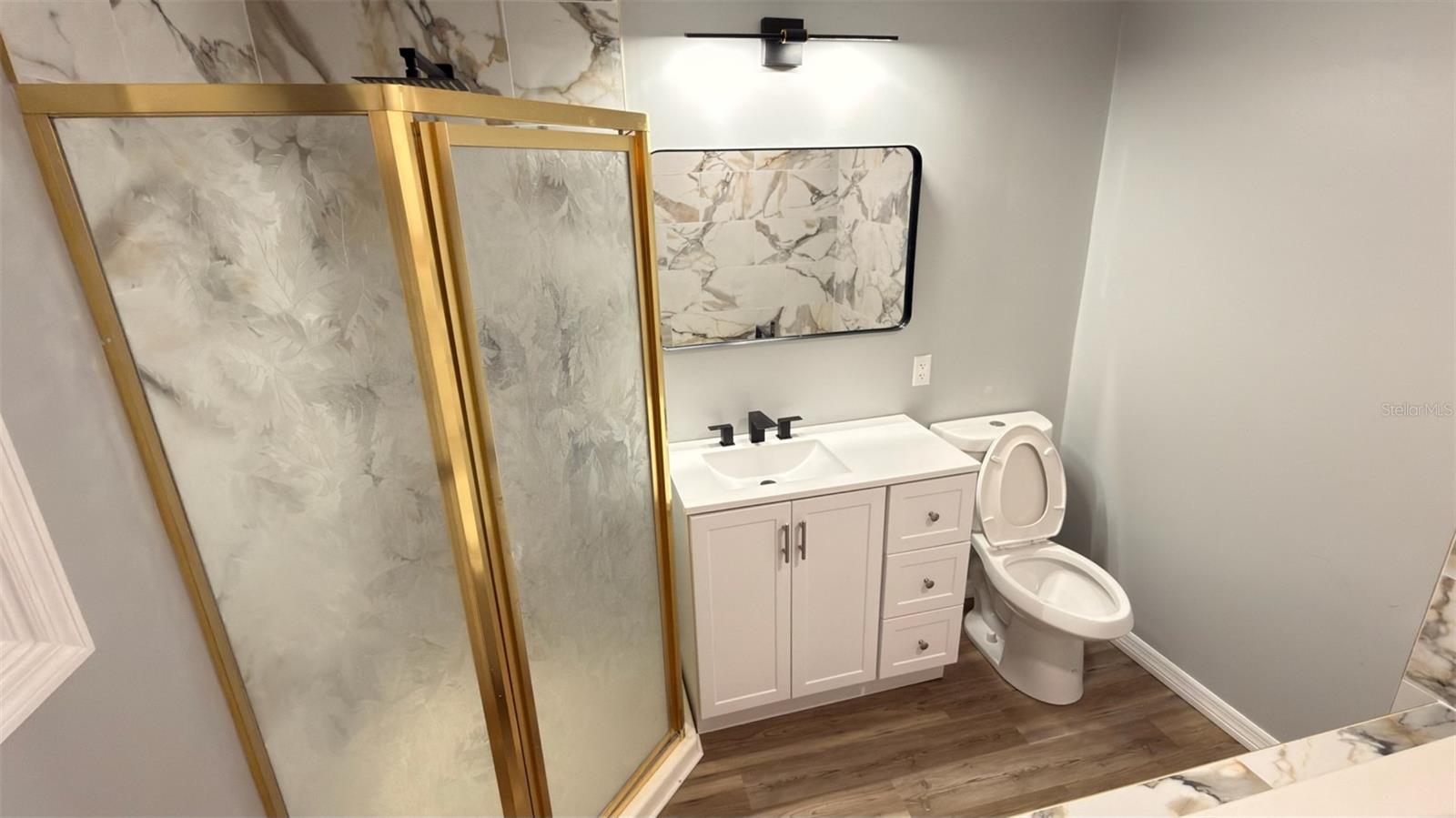 Image 15 of 46 For 14740 Johns Road