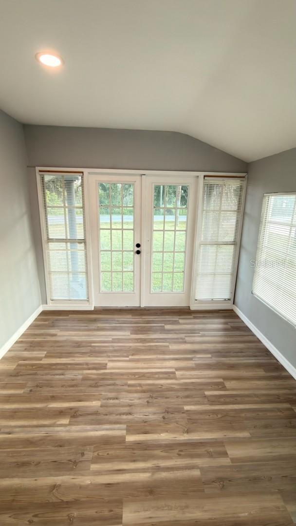 Image 29 of 46 For 14740 Johns Road