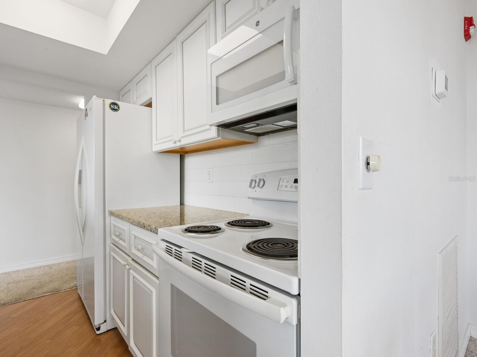 Image 23 of 47 For 1055 Beach Road Road B204