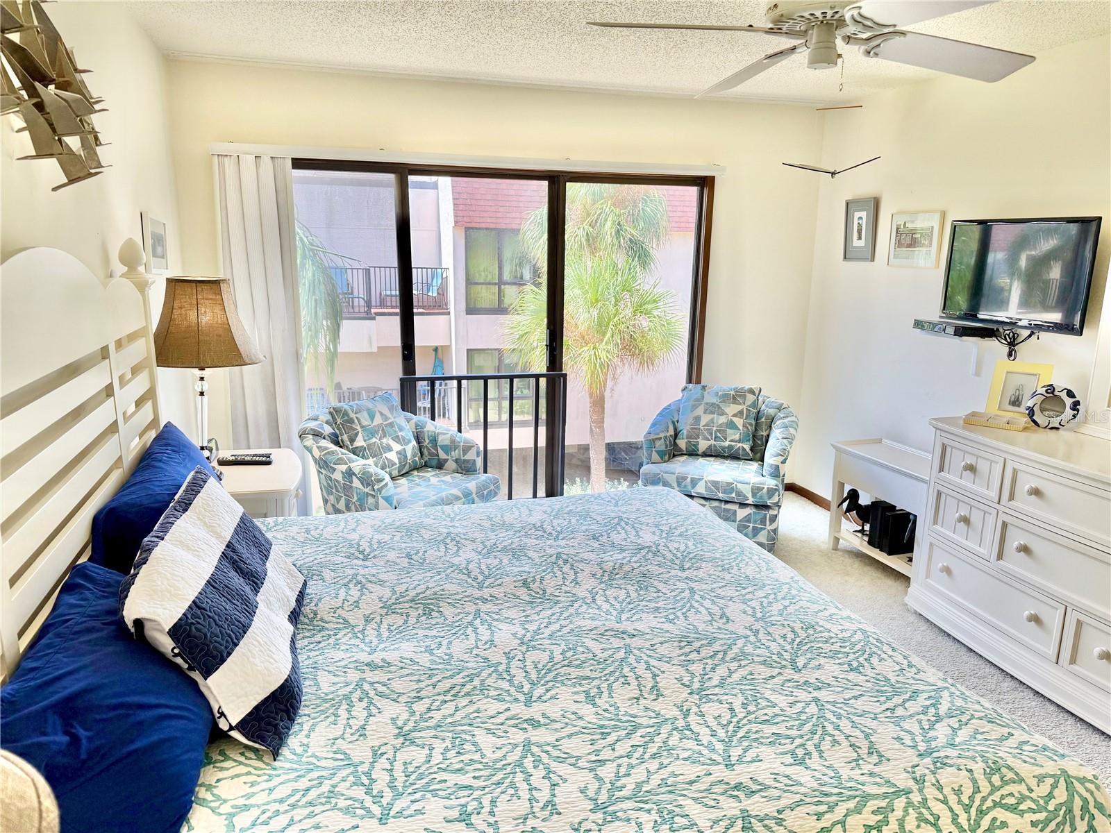 Image 15 of 34 For 5808 Gulf Drive 203