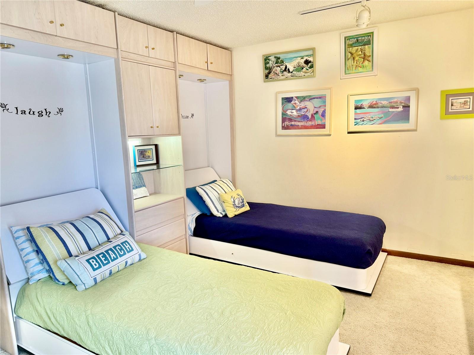 Image 18 of 34 For 5808 Gulf Drive 203