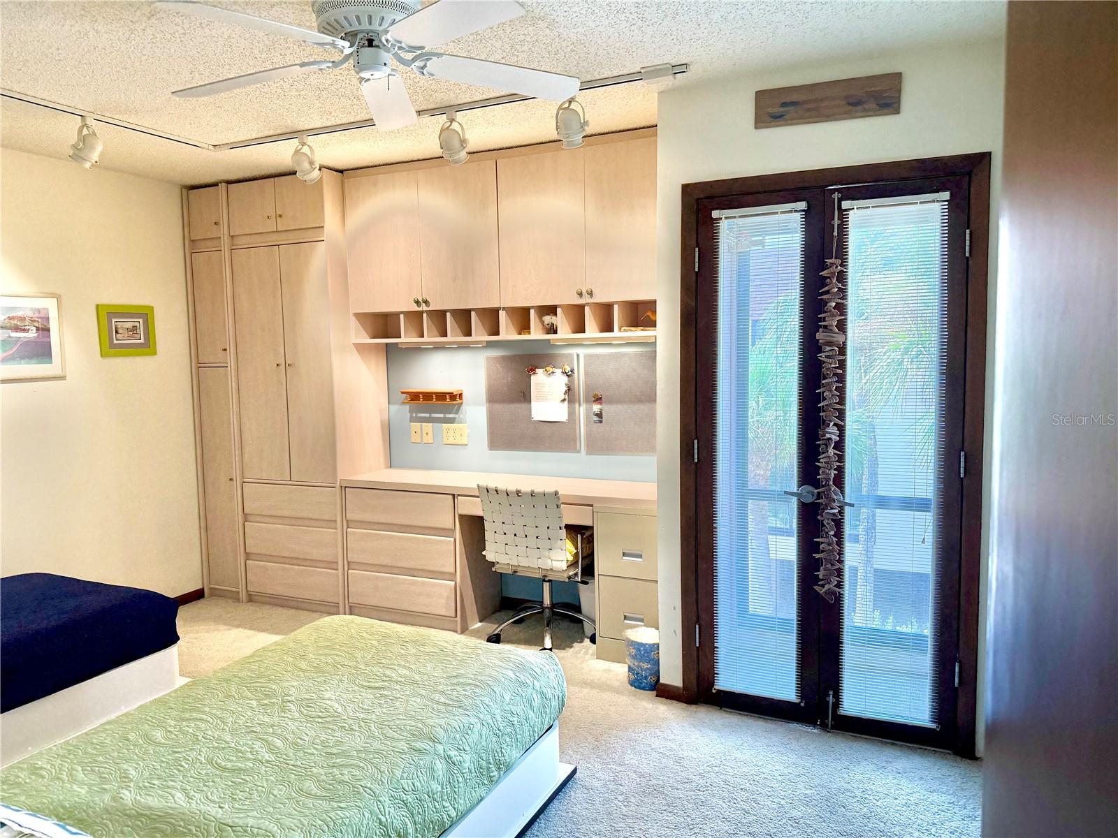 Image 19 of 34 For 5808 Gulf Drive 203