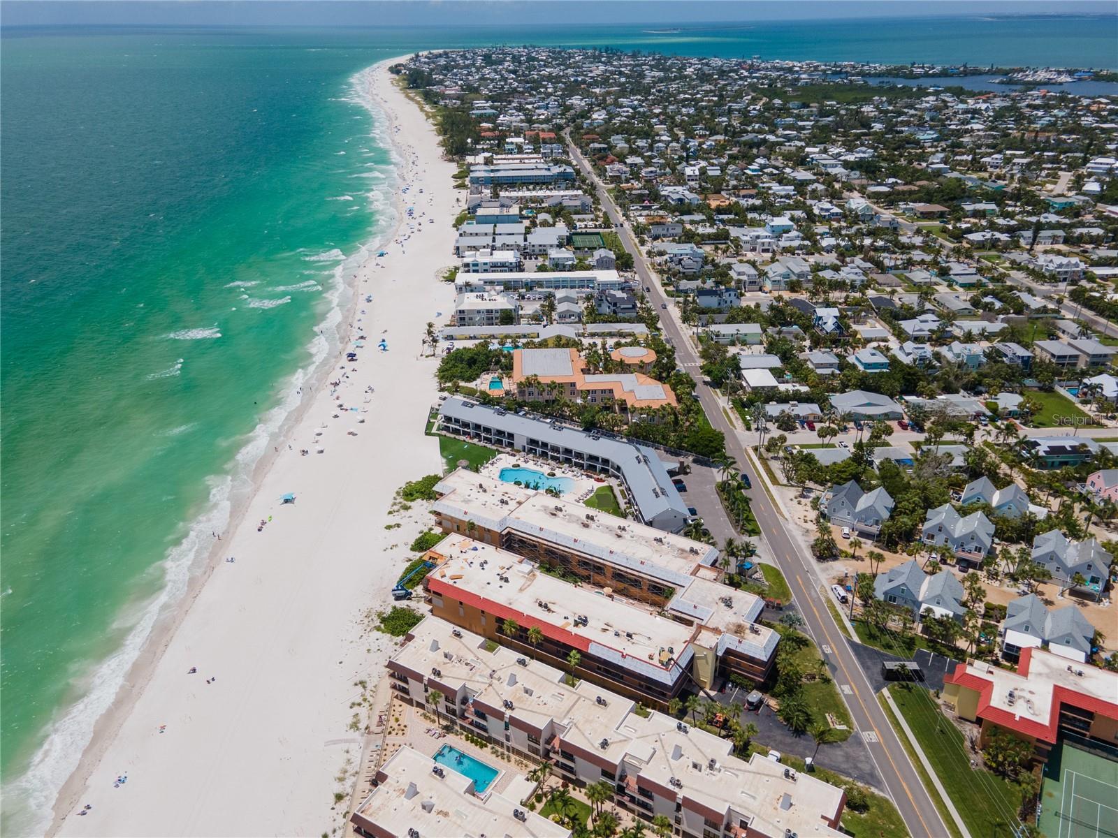 Image 27 of 34 For 5808 Gulf Drive 203