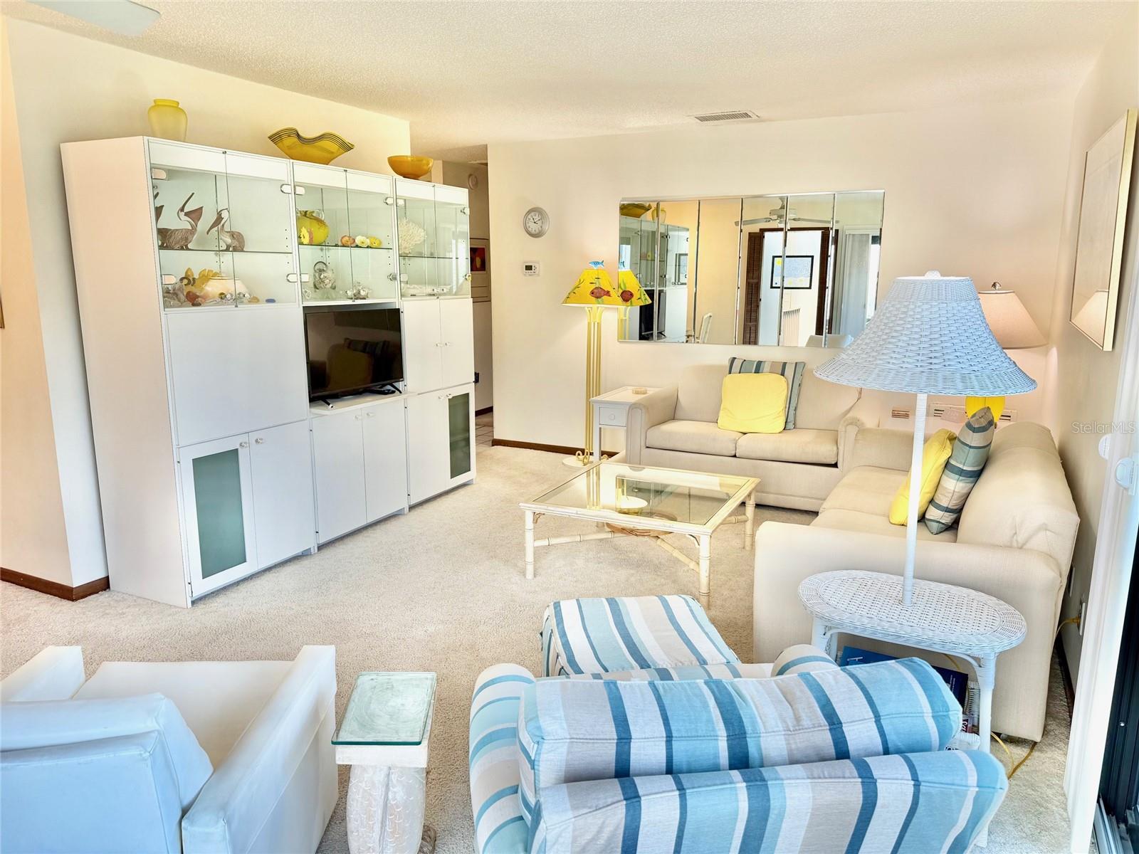 Image 4 of 34 For 5808 Gulf Drive 203