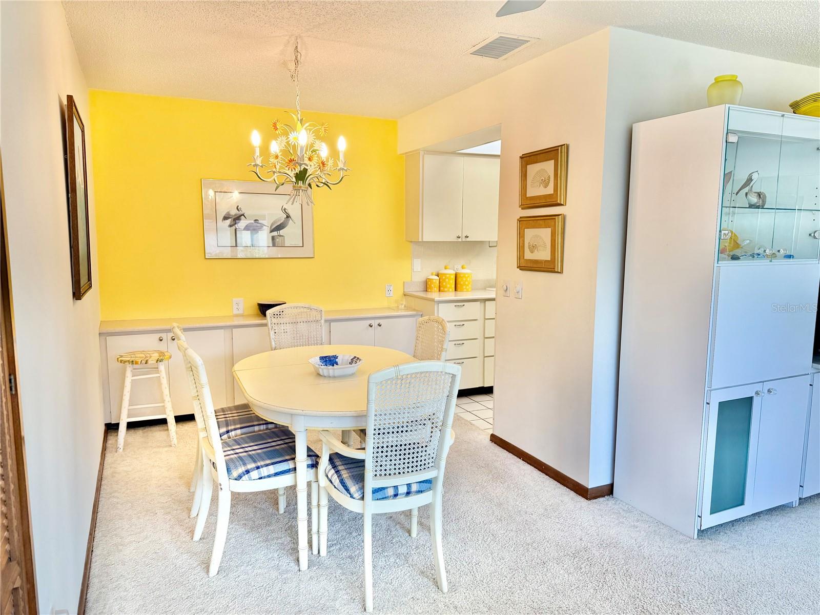 Image 8 of 34 For 5808 Gulf Drive 203