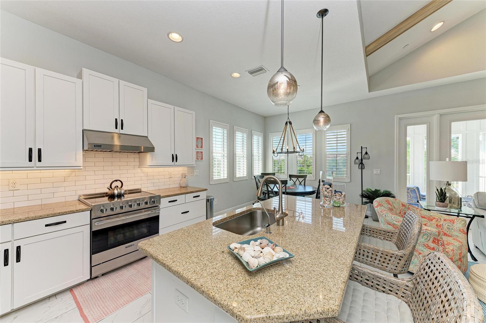 Image 23 of 88 For 308 Sapphire Lake Drive 202