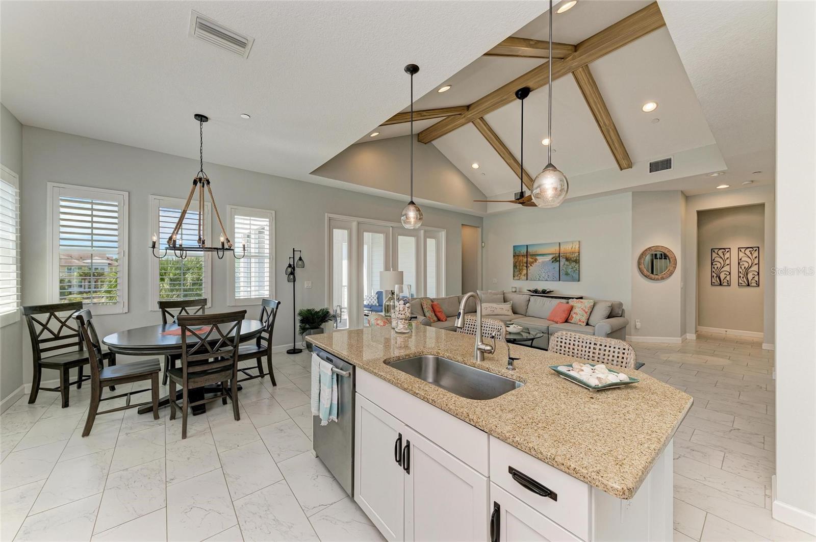 Image 25 of 88 For 308 Sapphire Lake Drive 202