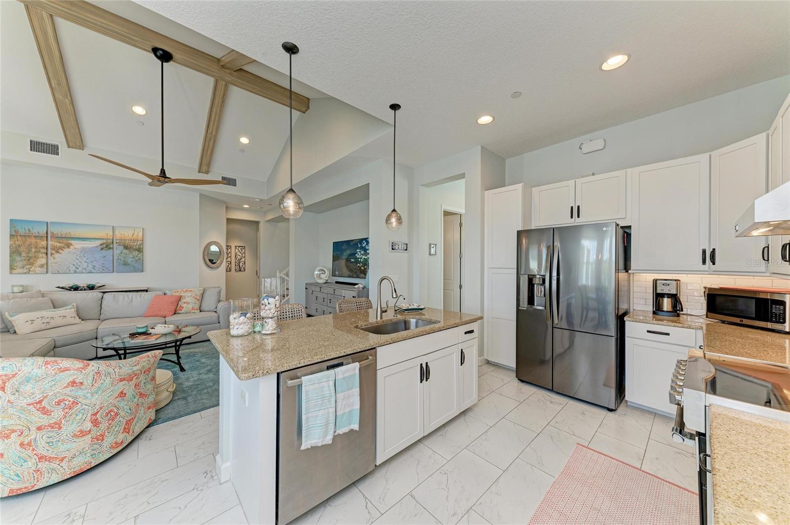 Image 26 of 88 For 308 Sapphire Lake Drive 202