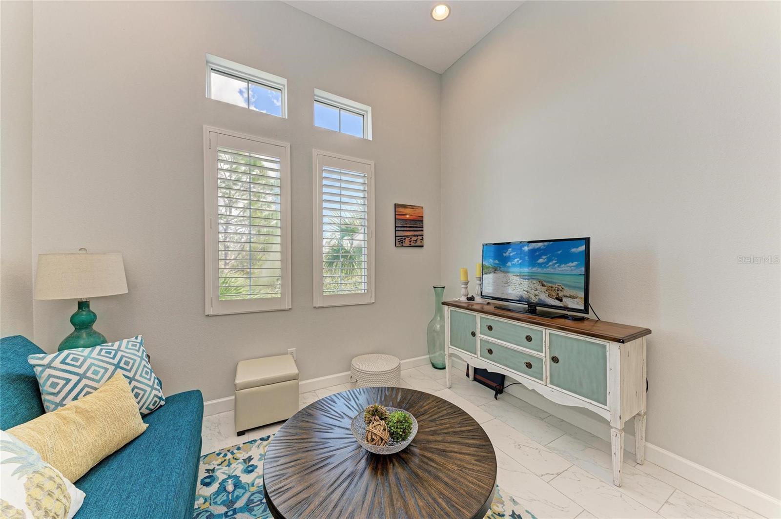 Image 28 of 88 For 308 Sapphire Lake Drive 202