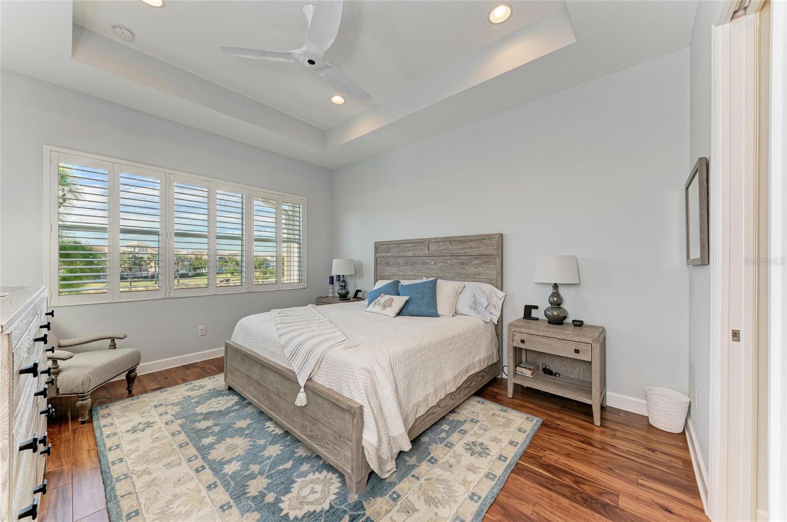 Image 31 of 88 For 308 Sapphire Lake Drive 202