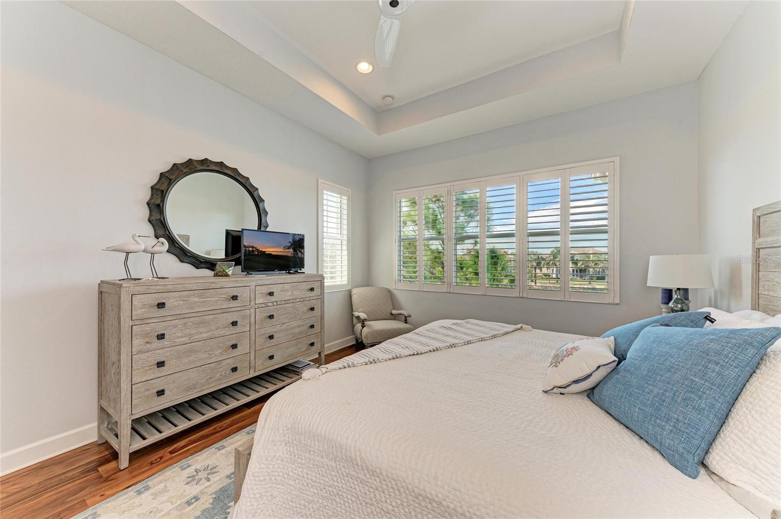 Image 32 of 88 For 308 Sapphire Lake Drive 202
