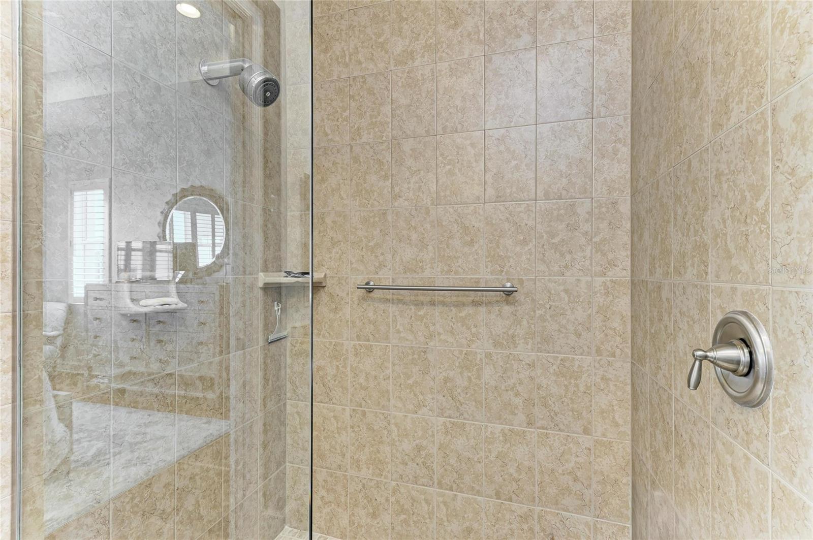 Image 35 of 88 For 308 Sapphire Lake Drive 202