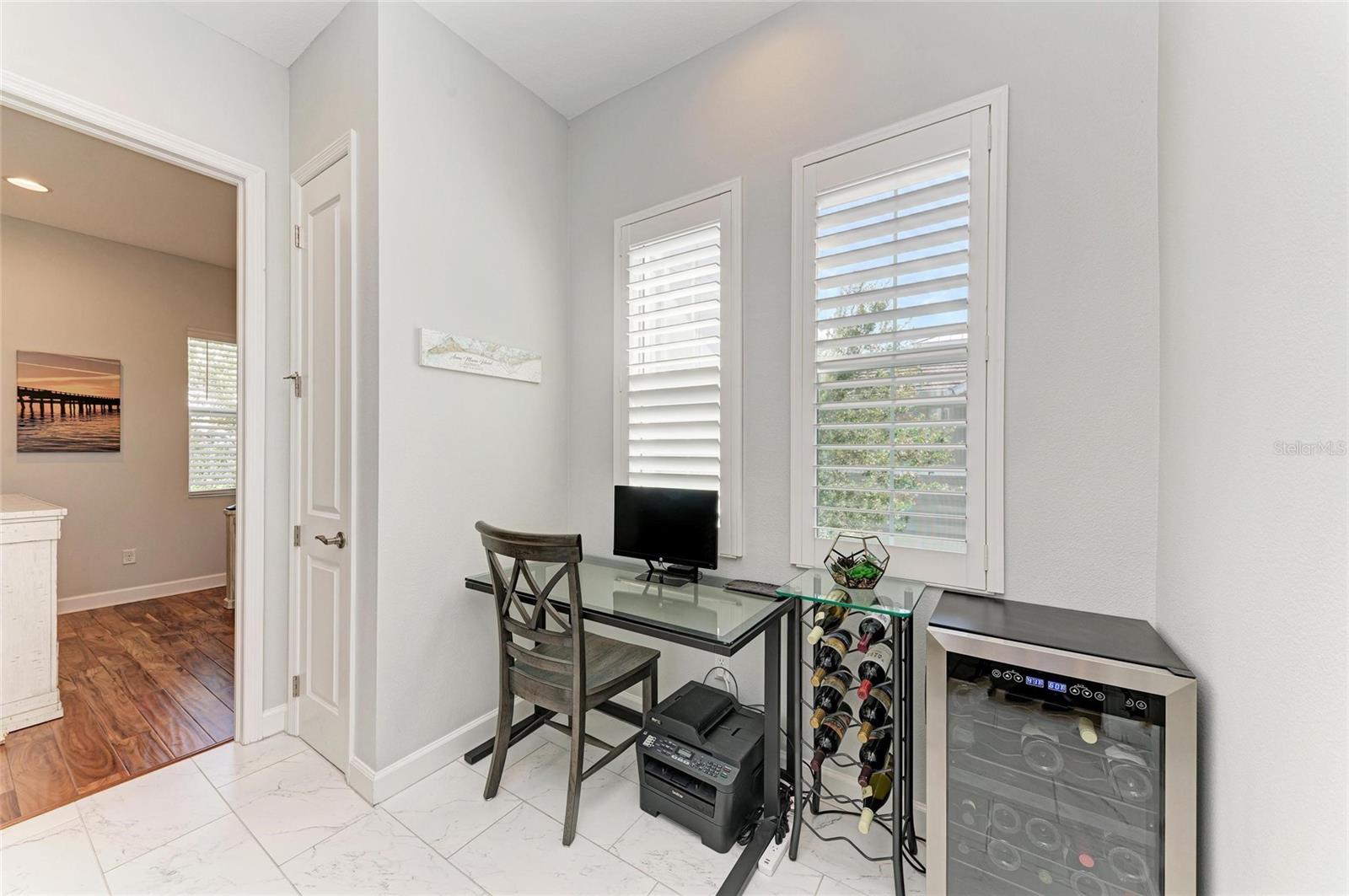 Image 36 of 88 For 308 Sapphire Lake Drive 202