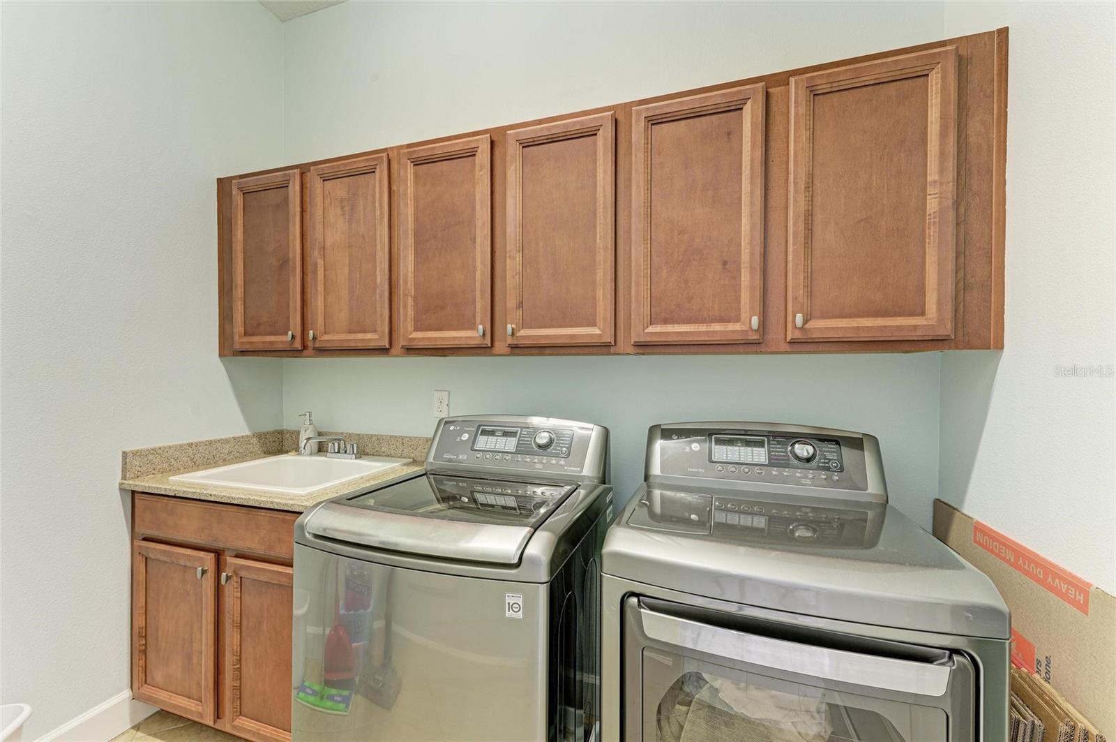 Image 42 of 88 For 308 Sapphire Lake Drive 202
