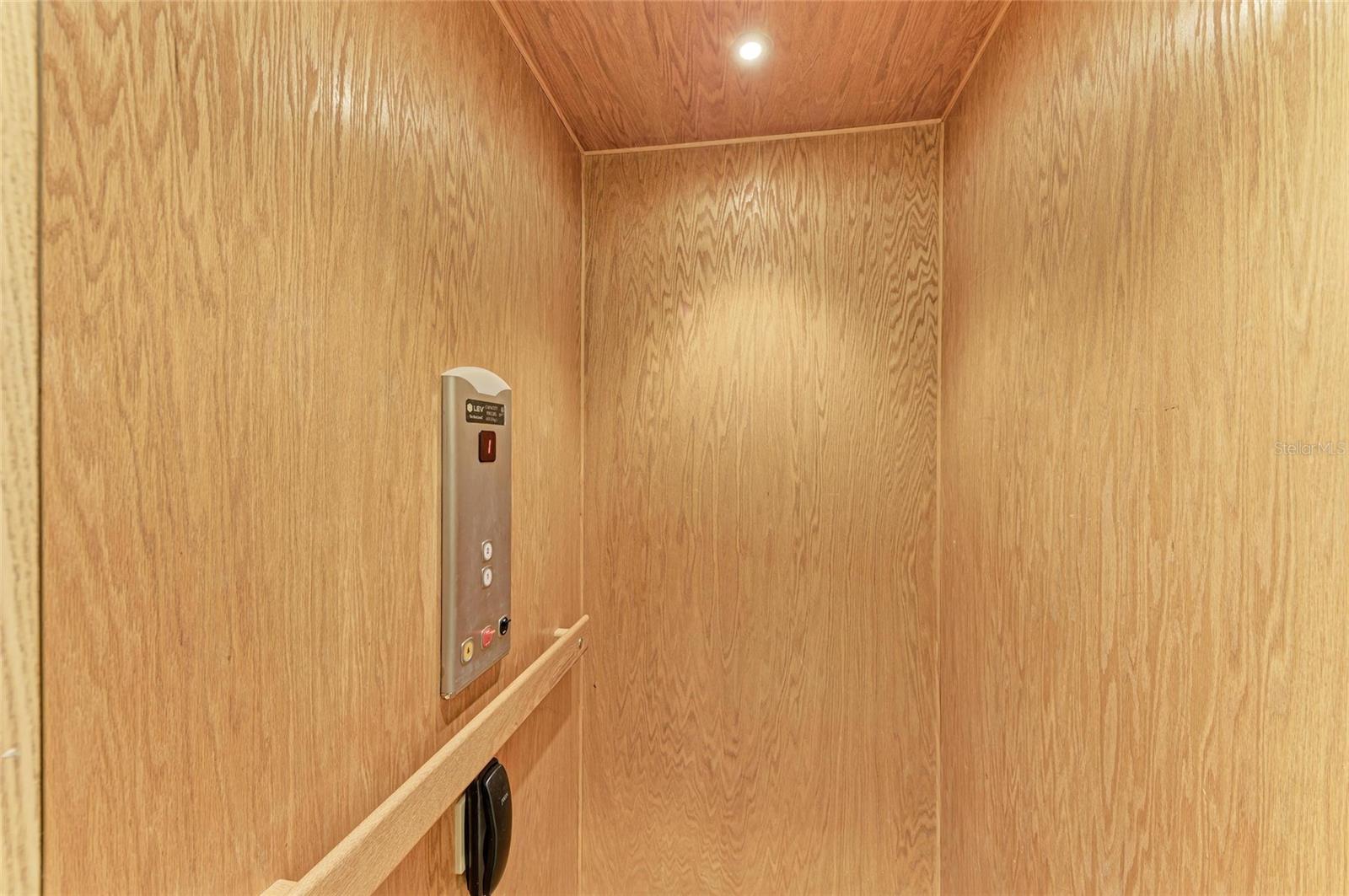 Image 43 of 88 For 308 Sapphire Lake Drive 202