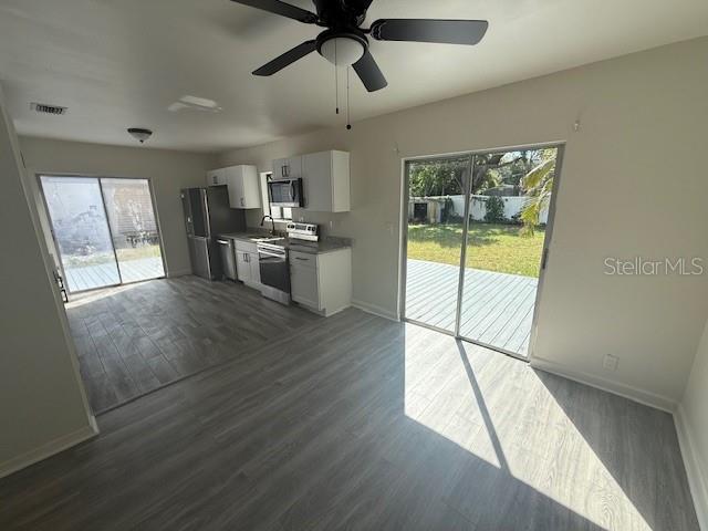 Image 19 of 21 For 3217 Avenue A W